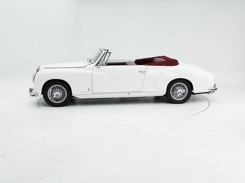 Image 8/15 of Lancia Aurelia B50 (1951)