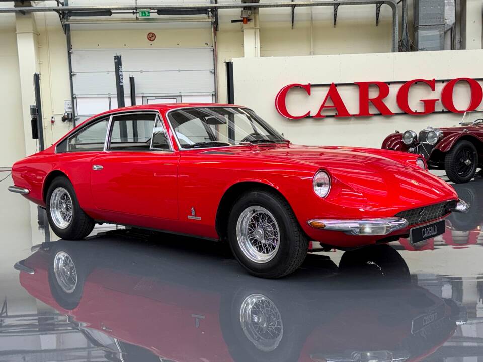 Bild 23/32 von Ferrari 365 GT 2+2 (1969)