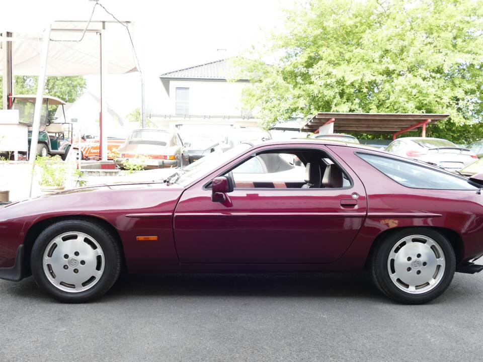 Bild 5/20 von Porsche 928 S (1982)