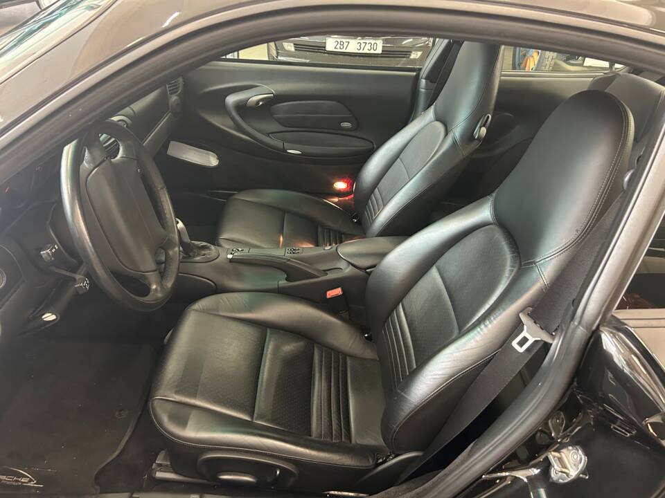 Bild 10/29 von Porsche 911 Carrera (2001)