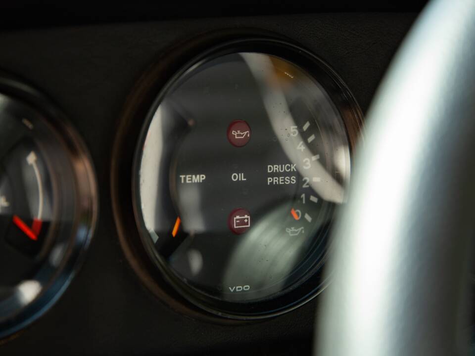 Image 23/35 of Porsche 911 SC 3.0 (1983)