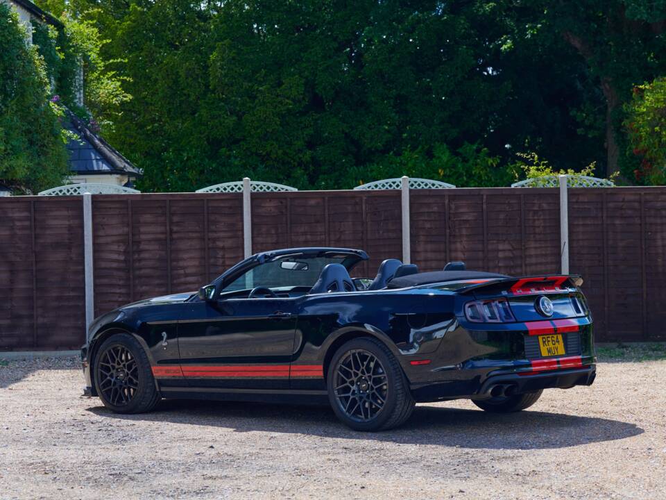 Image 33/49 of Ford Mustang Shelby GT 500 Super Snake (2014)