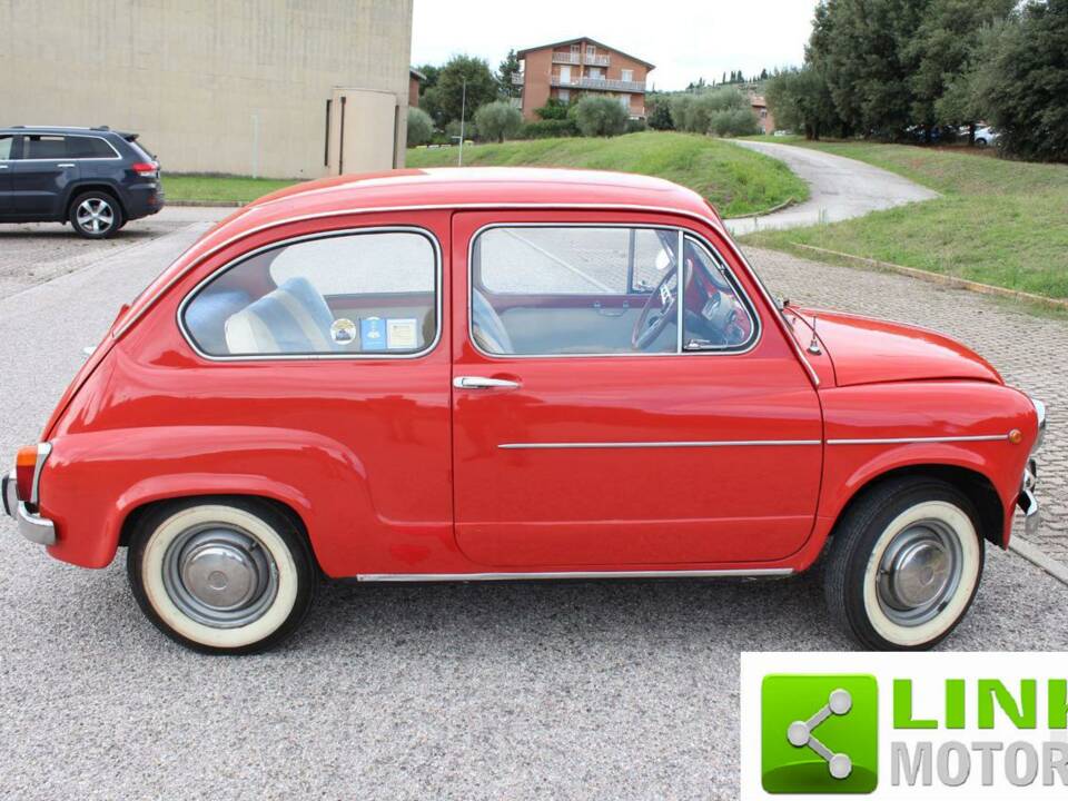 Image 4/10 of FIAT 600 D (1965)