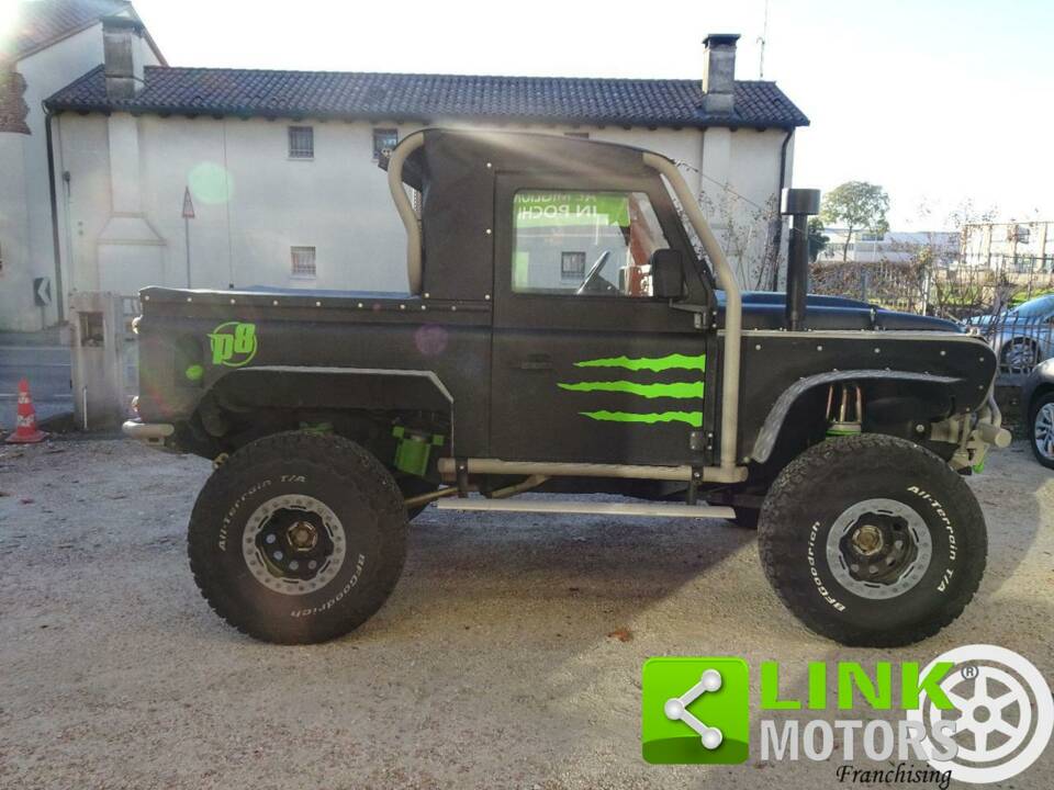Image 6/10 de Land Rover Defender 90 Td5 (2000)