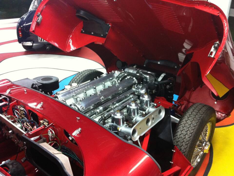 Image 26/30 de Jaguar Type E 3.8 (1962)