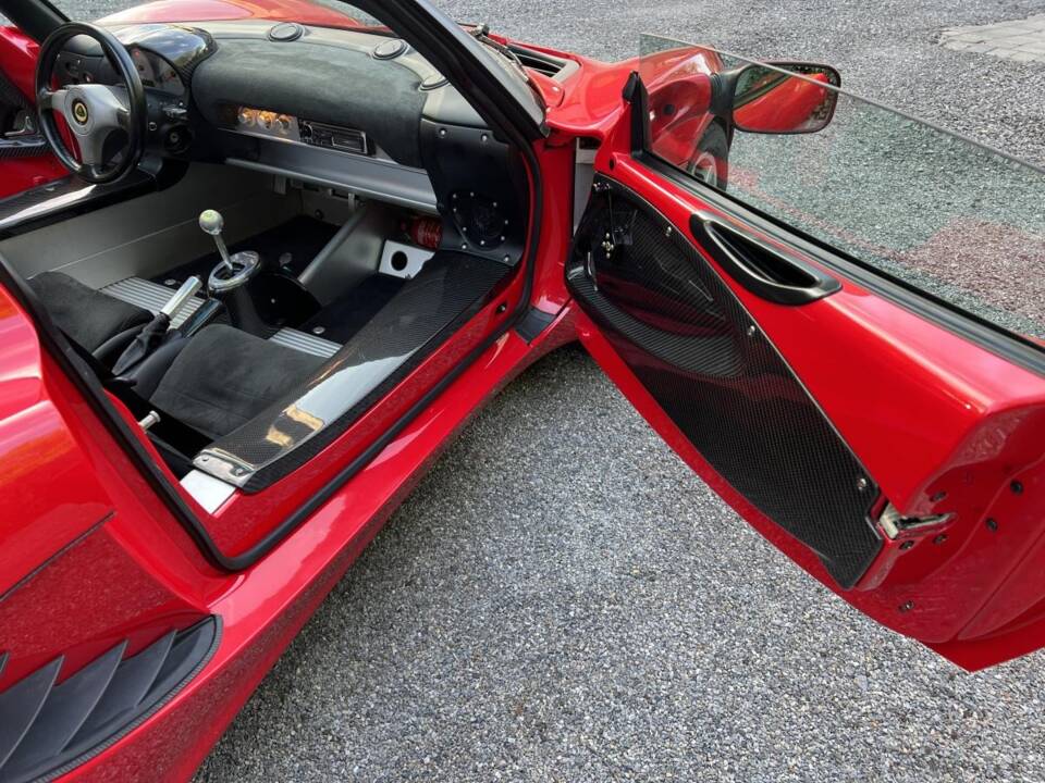 Image 19/22 of Lotus Elise (2002)