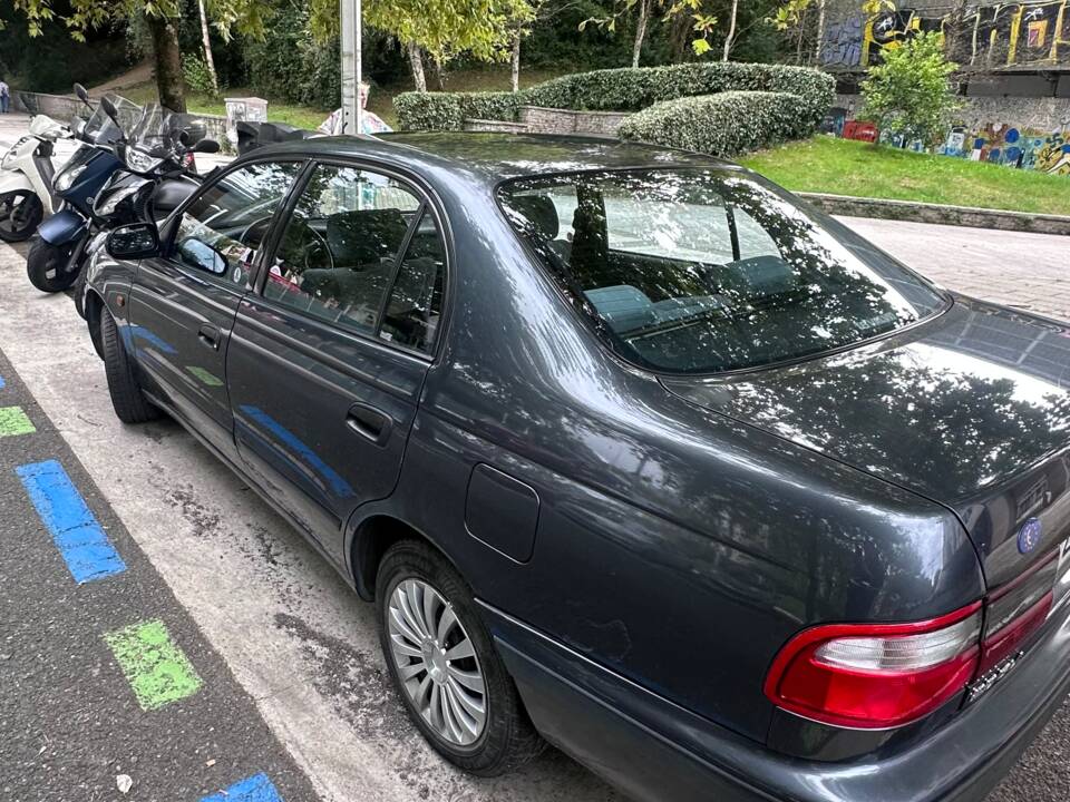 Bild 24/26 von Toyota Carina (1993)