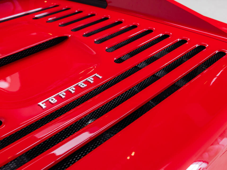 Bild 36/41 von Ferrari F 355 Berlinetta (1996)