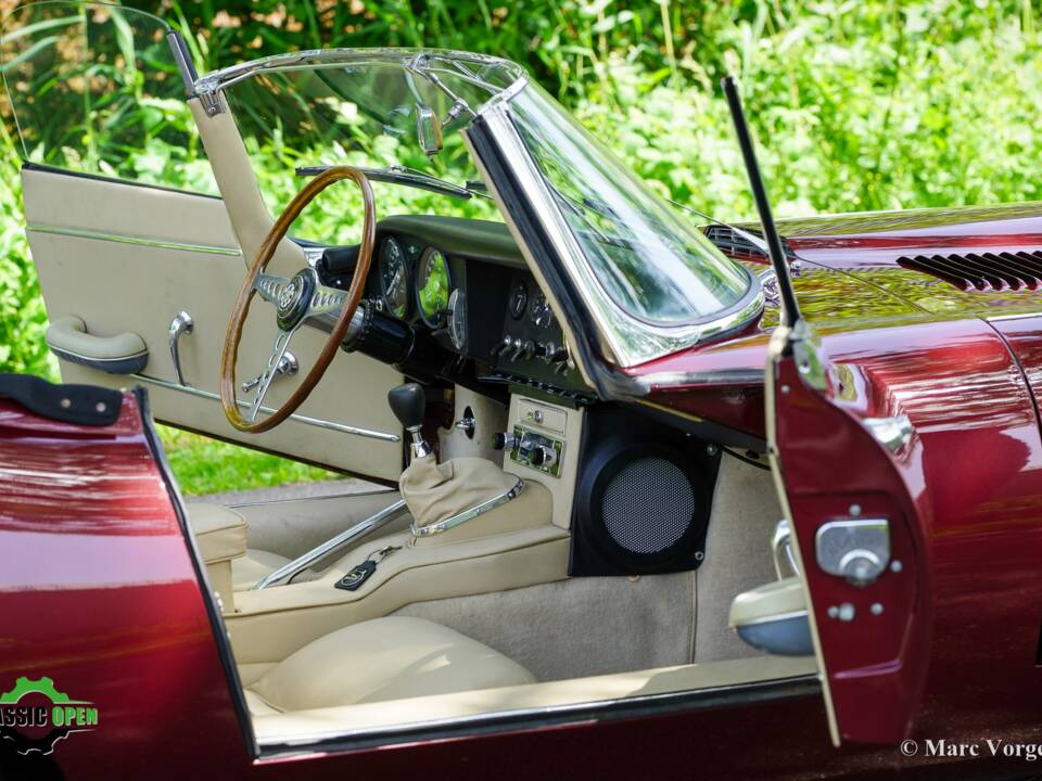 Afbeelding 11/57 van Jaguar E-Type 3.8 (1964)