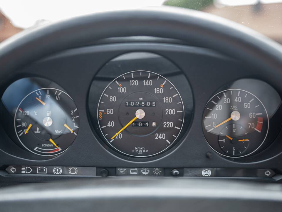 Bild 27/59 von Mercedes-Benz 300 SL (1987)
