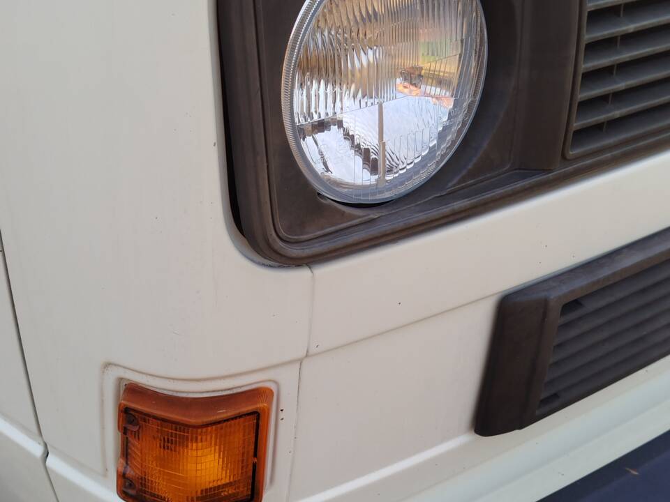 Image 48/50 of Volkswagen T3 Westfalia 1.6 TD (1985)
