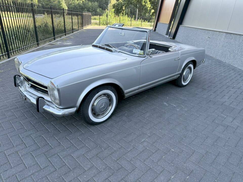 Image 5/36 of Mercedes-Benz 230 SL (1965)