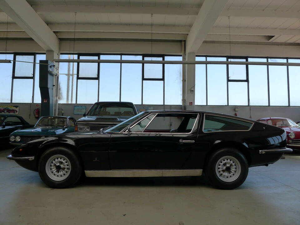 Image 30/38 of Maserati Indy 4700 (1970)