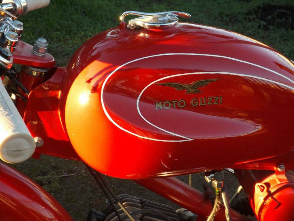 Afbeelding 11/20 van Moto Guzzi DUMMY (1960)