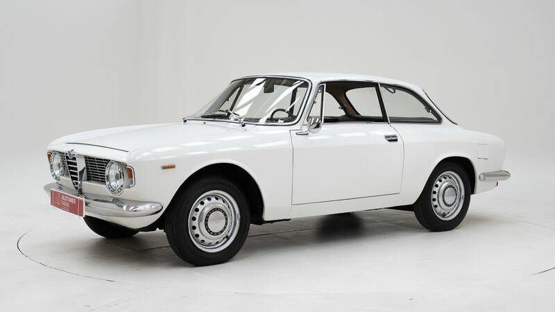 Imagen 1/15 de Alfa Romeo Giulia 1600 Sprint GT (1966)