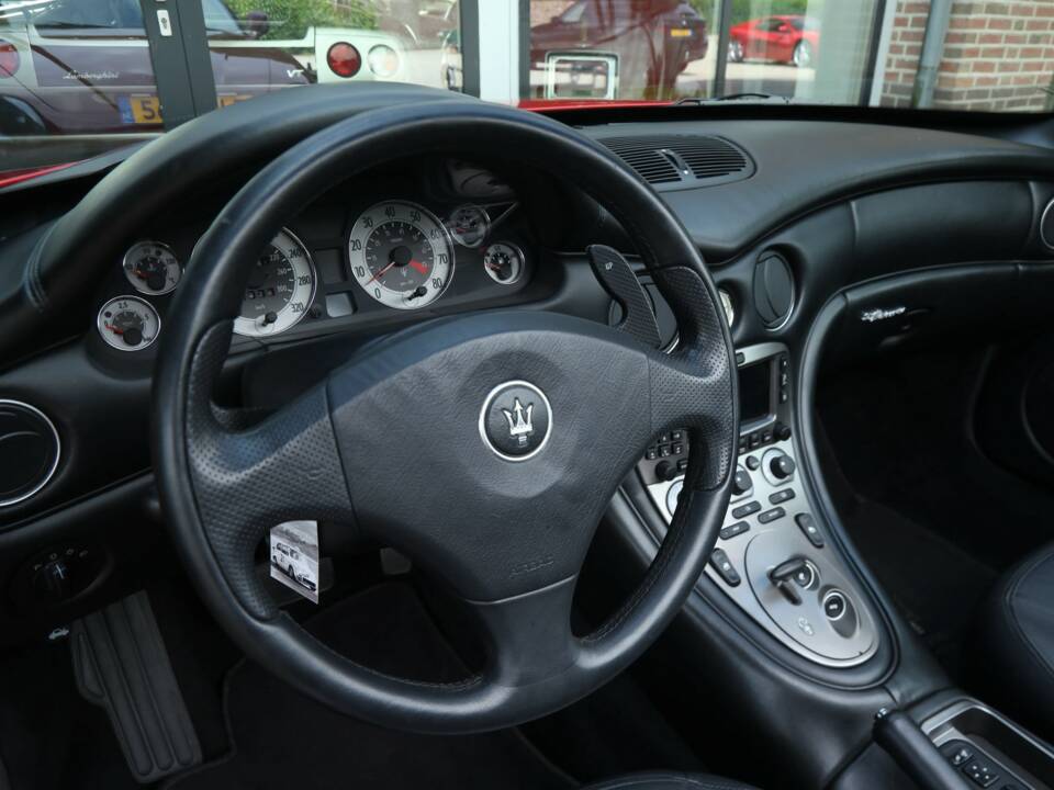 Image 44/50 of Maserati Spyder 4200 Cambiocorsa (2003)