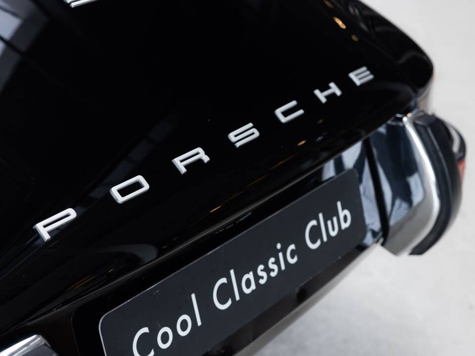 Image 25/32 of Porsche 911 2.4 T (1973)