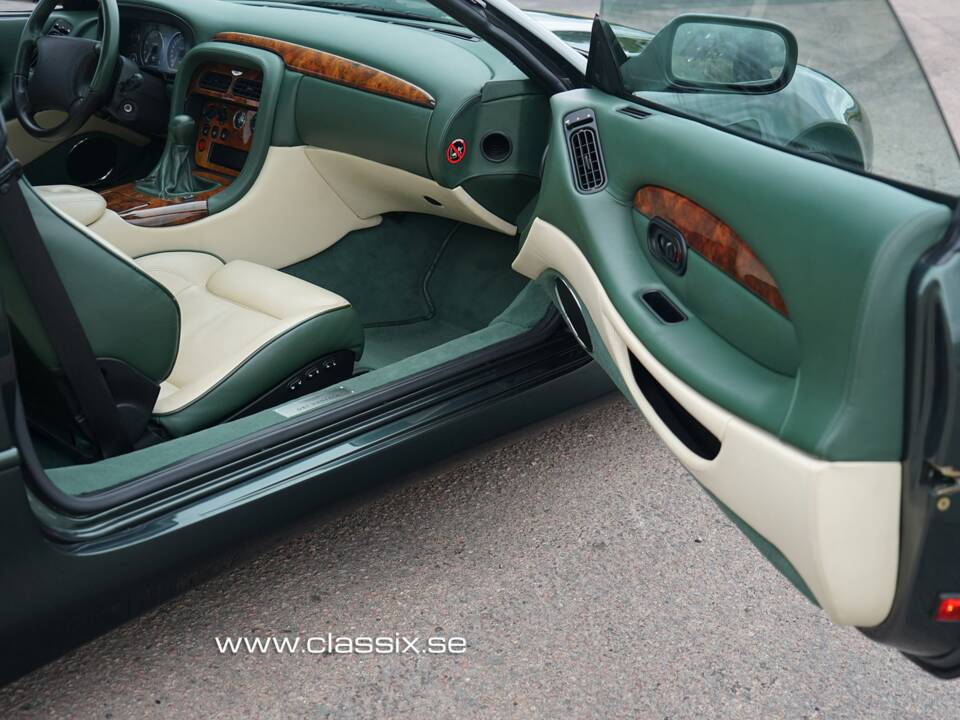 Bild 14/24 von Aston Martin DB 7 Vantage (2000)
