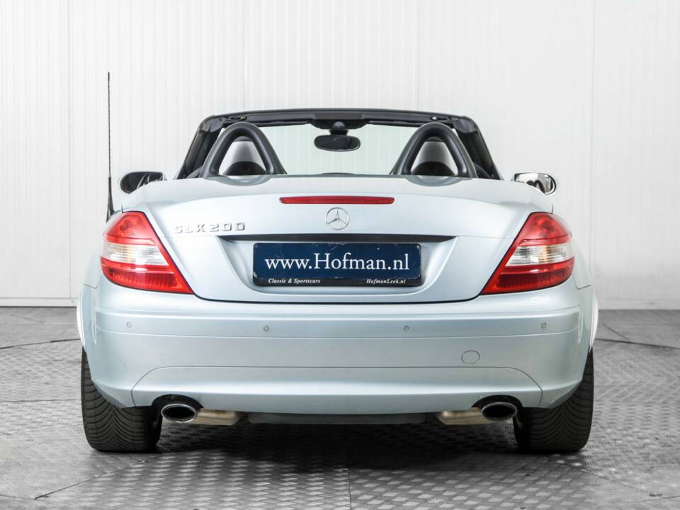 Immagine 13/50 di Mercedes-Benz SLK 200 Kompressor (2004)