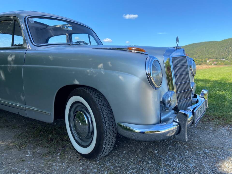 Image 3/16 of Mercedes-Benz 219 (1956)