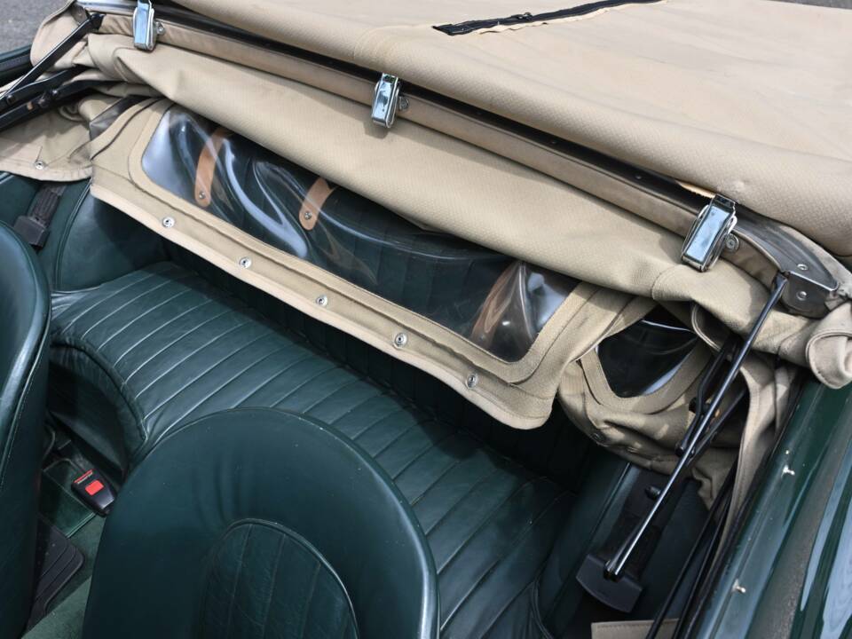 Afbeelding 25/50 van Daimler SP 250 (1963)