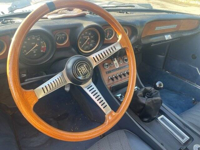 Afbeelding 2/8 van FIAT Dino Coupe (1967)