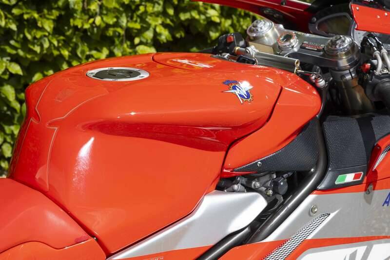 Image 15/45 of MV Agusta F4 1000 S (2006)