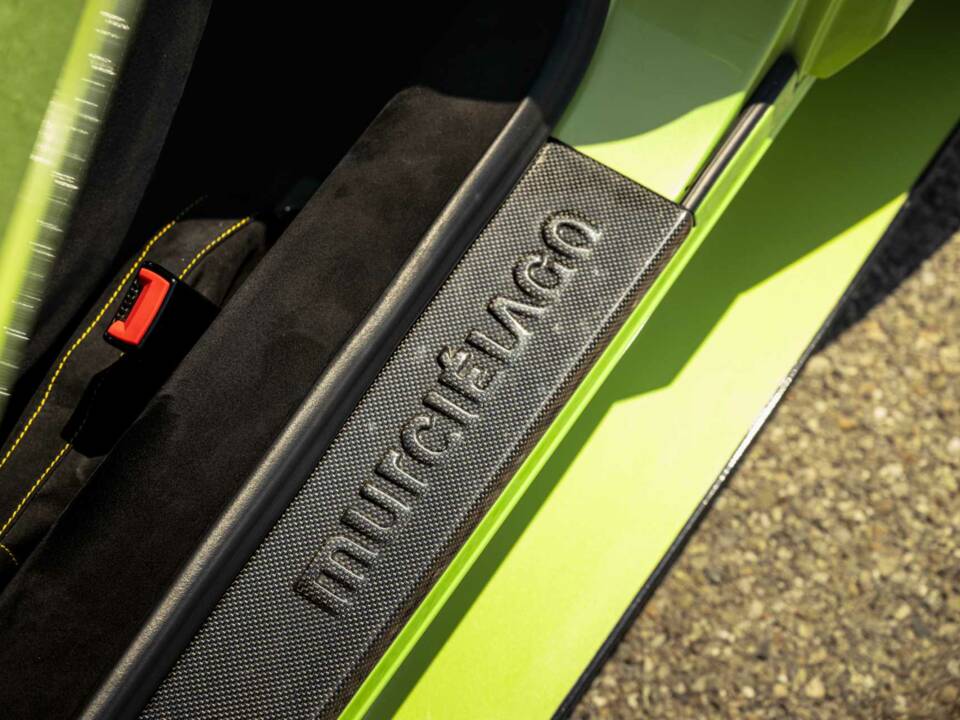 Image 24/25 de Lamborghini Murciélago LP670-4 SV (2009)