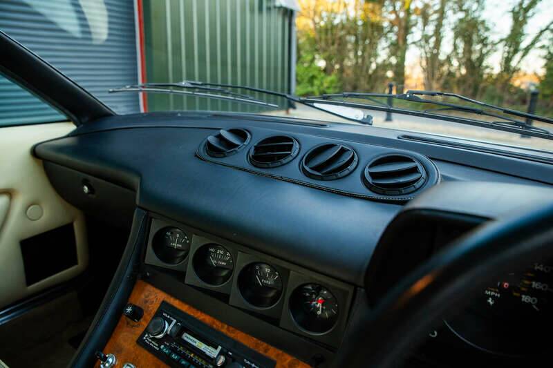 Bild 27/50 von Ferrari 400i (1980)