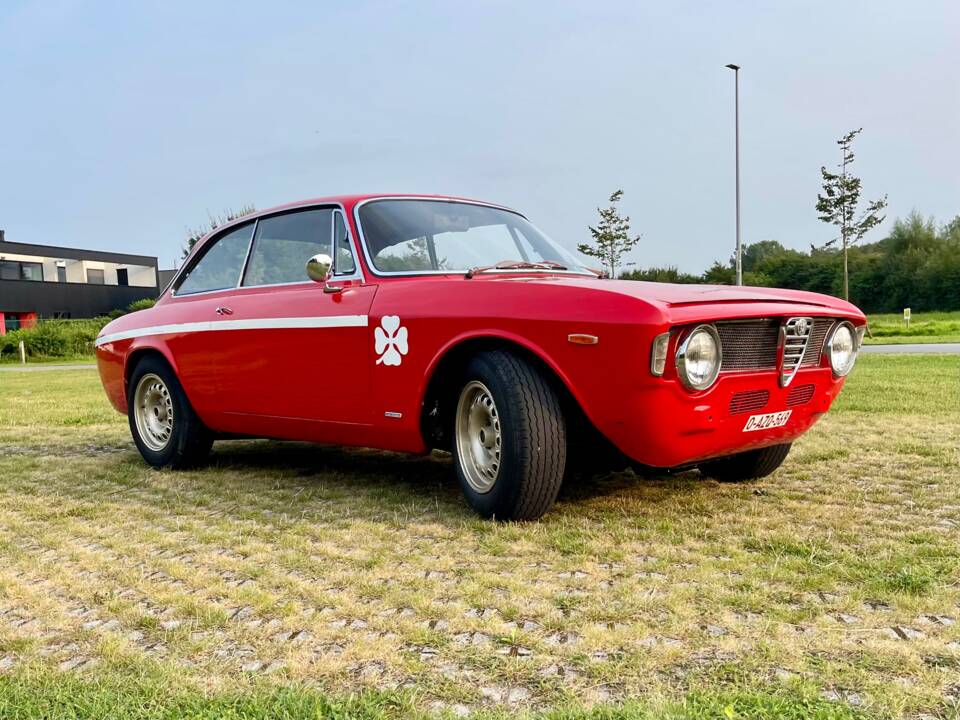 Afbeelding 33/51 van Alfa Romeo Giulia GTA 1300 Junior (1968)