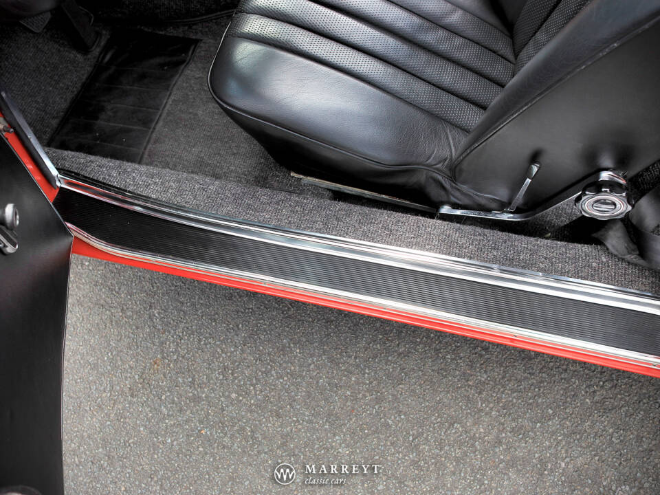 Image 37/70 of Mercedes-Benz 280 SL (1969)