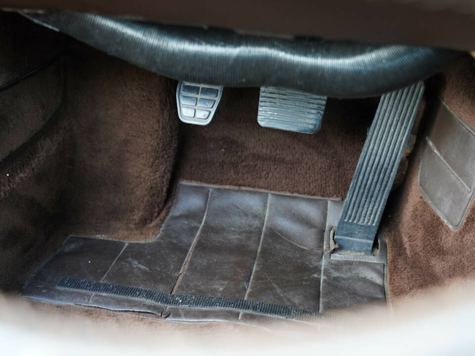 Image 27/50 of Porsche 924 (1981)