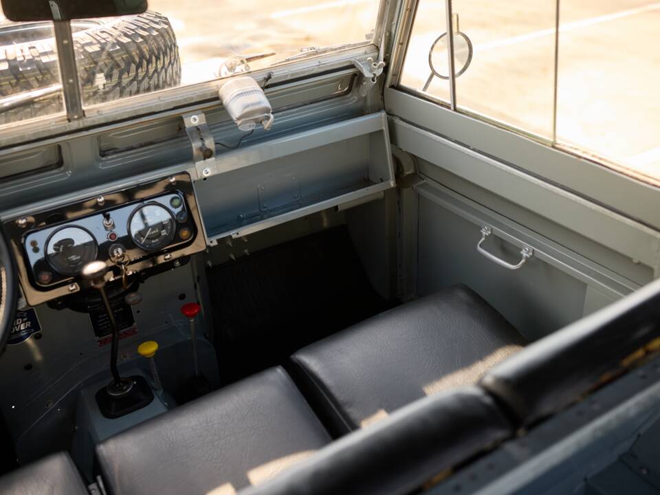 Immagine 19/66 di Land Rover 88 (1963)