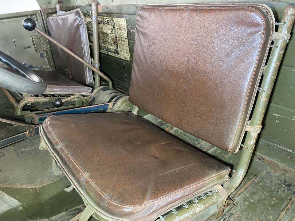 Afbeelding 27/67 van Mercedes-Benz Unimog 2010 (1951)