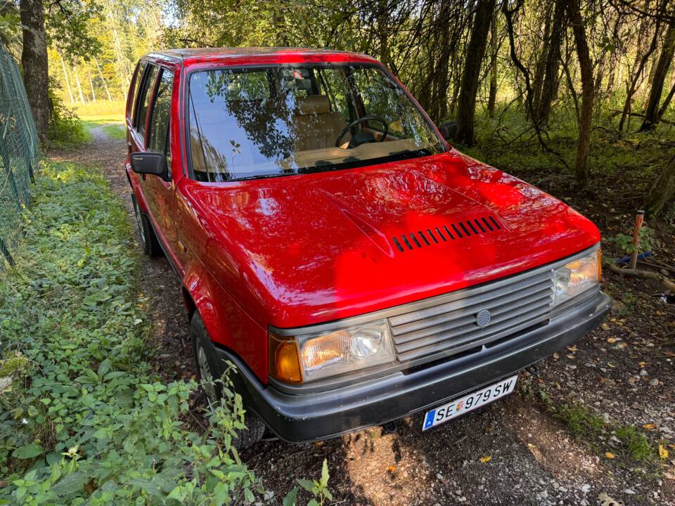 Bild 3/53 von Rayton Fissore Magnum 4x4 - 2.4 TD (1988)