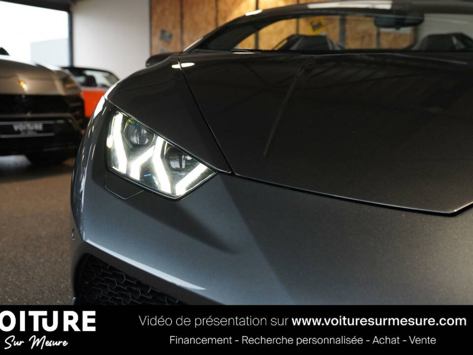 Image 9/44 de Lamborghini Huracán Spyder (2016)