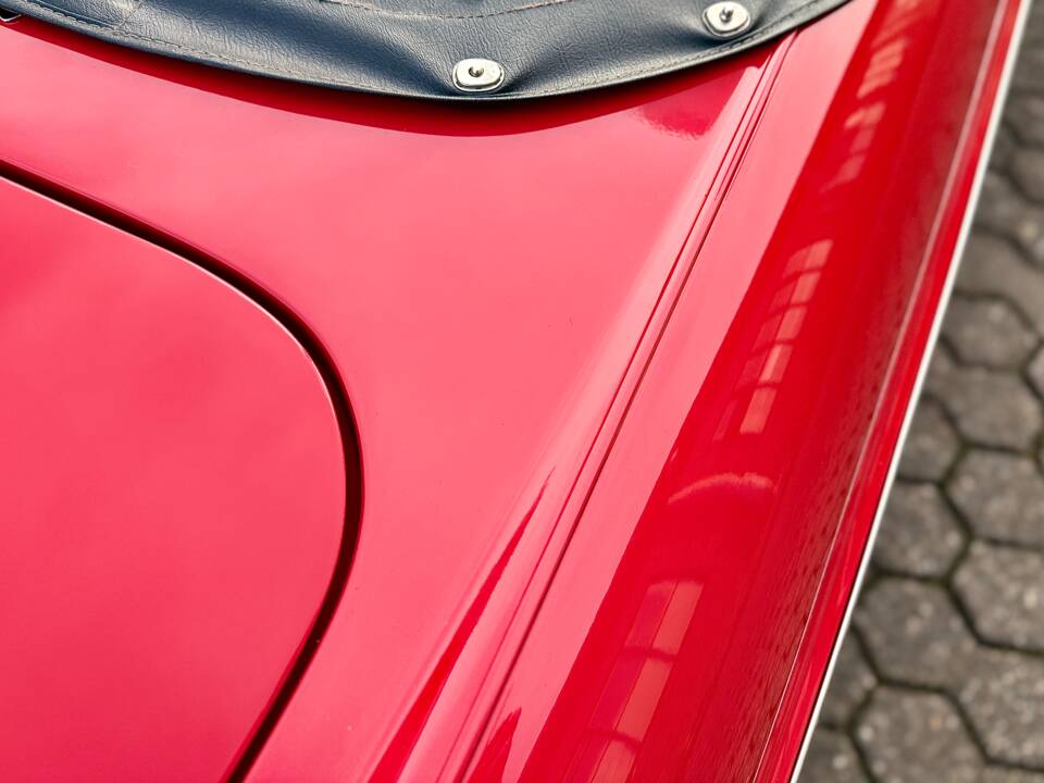 Bild 27/64 von MG MGB (1970)