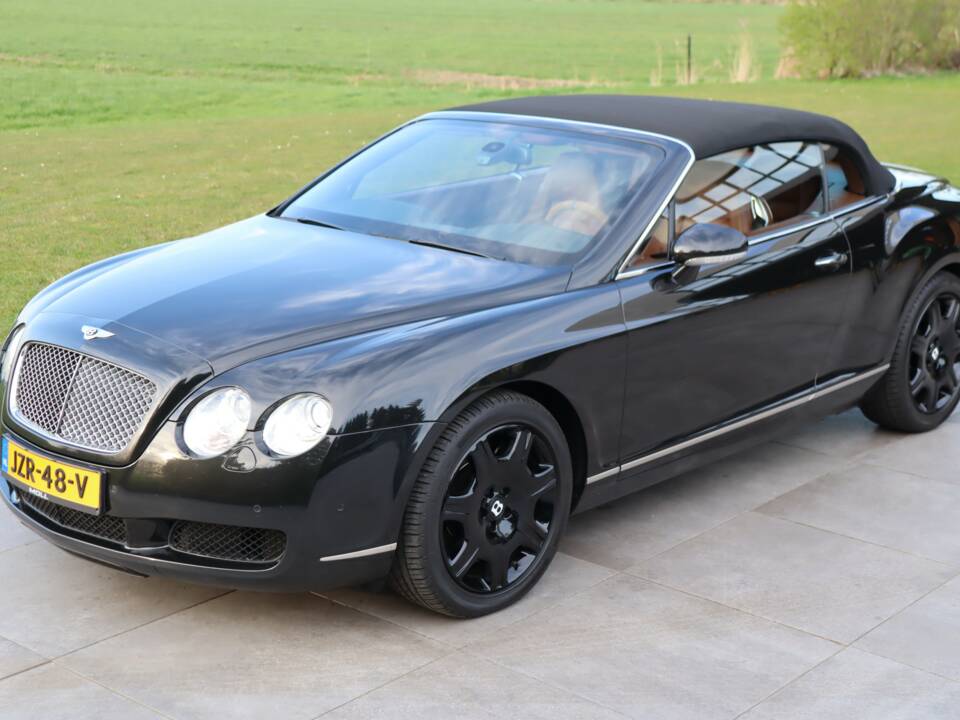 Image 40/50 of Bentley Continental GTC (2007)