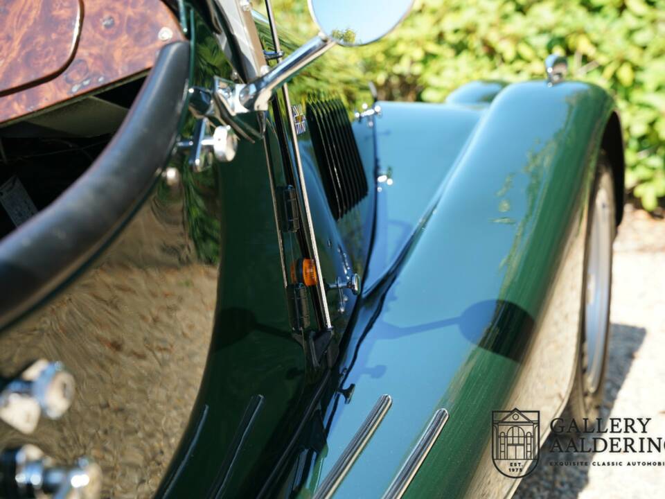 Bild 41/50 von Morgan Plus 8 (1991)