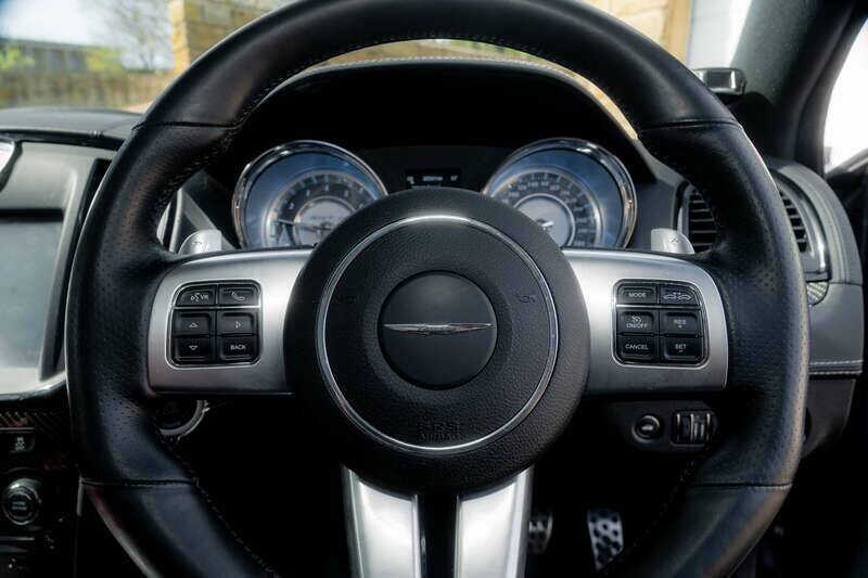 Imagen 47/50 de Chrysler 300 SRT8 (2013)