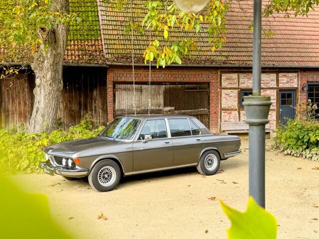 Immagine 1/31 di BMW 3,0 Si (1975)