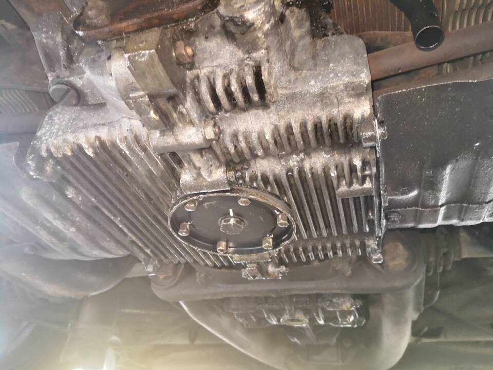 Bild 117/160 von Volkswagen Käfer 1300 (1971)