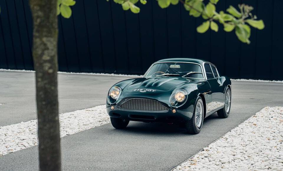 Image 10/28 de Aston Martin DB 4 GT Zagato (1961)