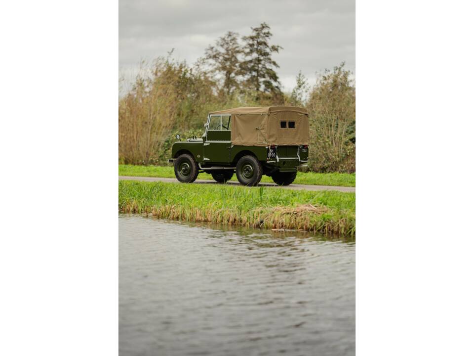 Image 14/50 of Land Rover 80 (1952)