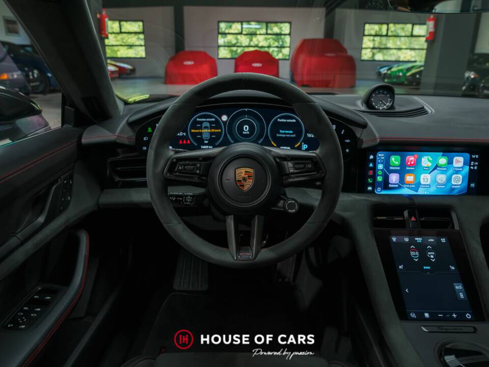 Image 15/23 de Porsche Taycan GTS Sport Turismo (2022)
