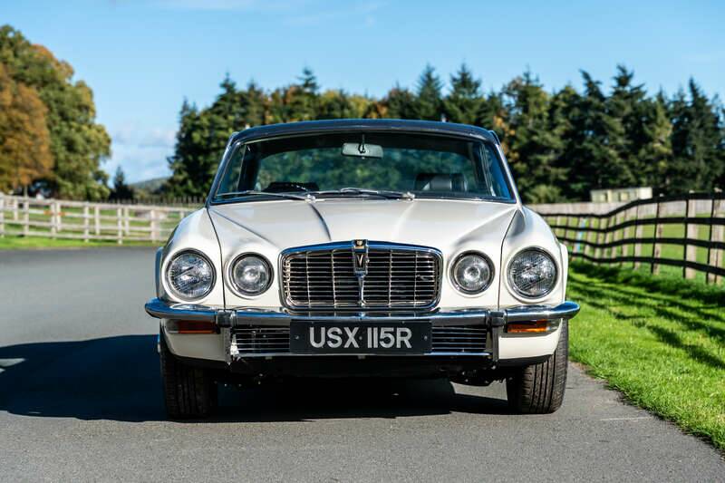Afbeelding 6/50 van Jaguar XJ 5.3 C (1976)