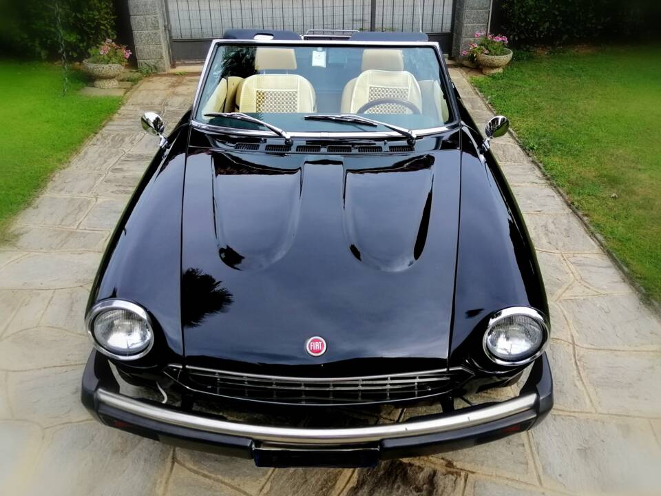 Bild 15/30 von FIAT Spider 2000 (1980)