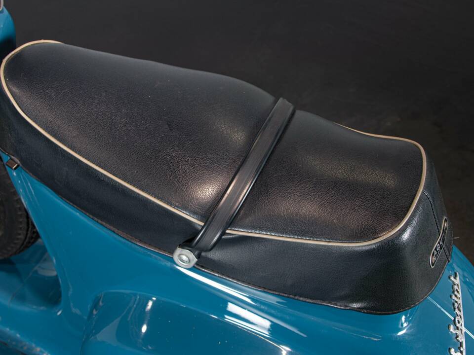 Image 16/36 of Piaggio DUMMY (1967)