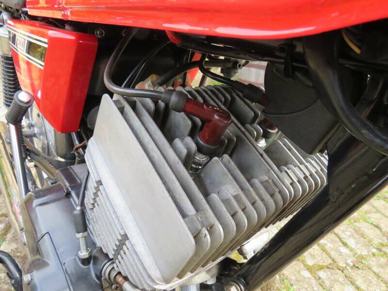 Image 21/40 of Yamaha RD 200 (1978)