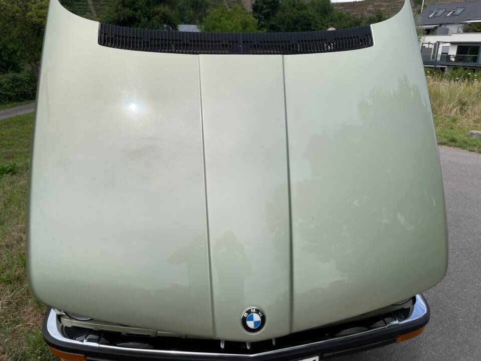 Image 71/100 de BMW 528i (1980)
